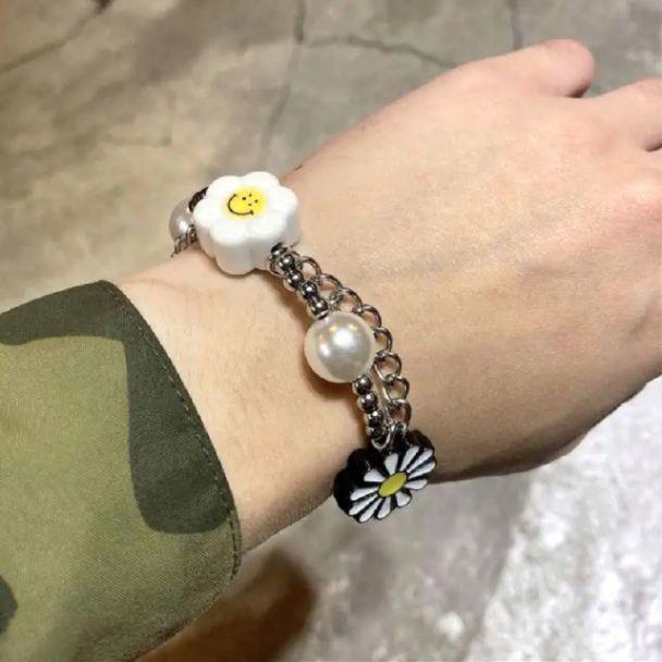SALUTE サルーテ ブレスレット スマイリー Flower Smile Anarchy Bracelet ヒップホップ ラッパー ストリート ストリートファッション