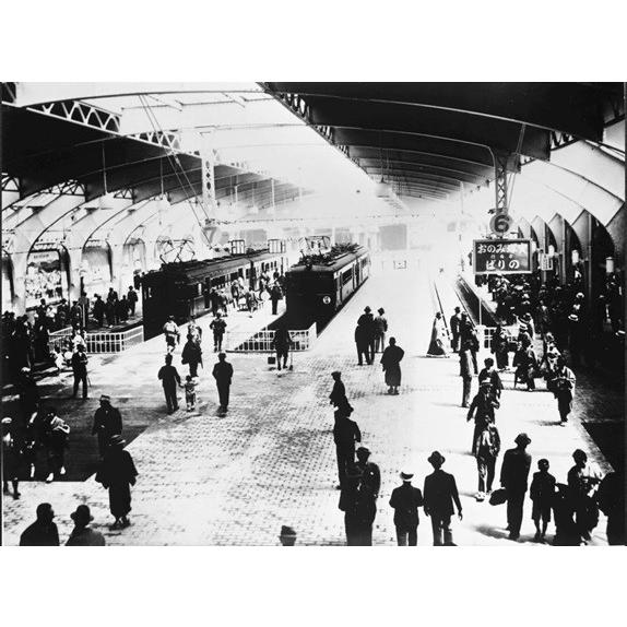 鉄道伝説ブルーレイ第5巻　1720系東武デラックスロマンスカー　阪急梅田駅　鉄道の父 井上勝物語　東武鉄道　　鉄道史　鉄道番組　BSフジ |  | 04