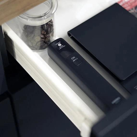 HARIO (ハリオ) モバイルミル スティック ブラック EMS-1B Amazon.com: HARIO EMS-1B Mobile Mill, Stick, Black, Coffee Grinder