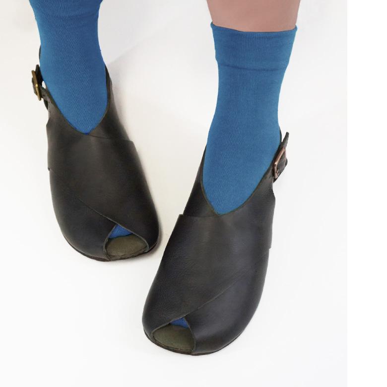 レディース　レザーサンダル Diu レザーサンダル クロスサンダル レディース オブリーク