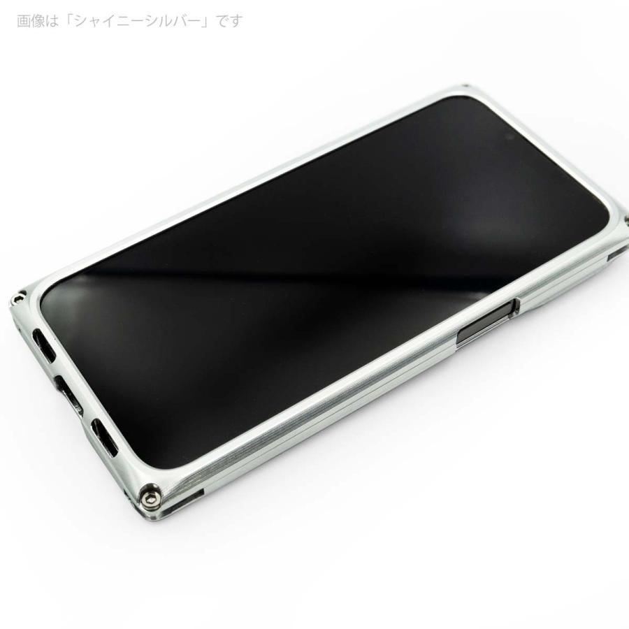 FACTRON iPhone13Pro用 超ジュラルミン削り出しジャケット SIMPLEX for iPhone13Pro シャイニーシルバー×ブラックカーボン FA-M-1142｜factron｜09