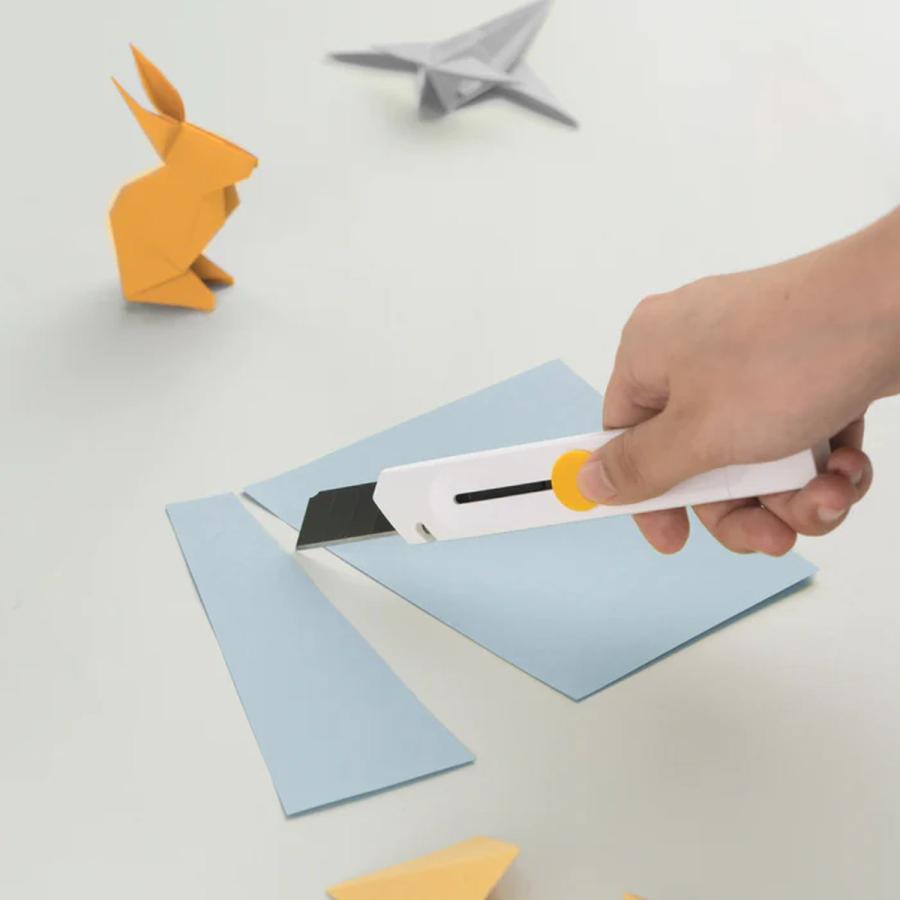 HOTO カッターナイフ オートロック式 防錆処理 軽量設計 軽量設 安全ブレード交換 DIY オフィス クラフト向け |  | 07