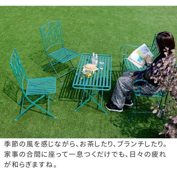 藤　アイアン　折り畳みテーブル　チェアー2脚セット 新品に見えない アンティーク調 アイアン ガーデンチェア 2脚セット