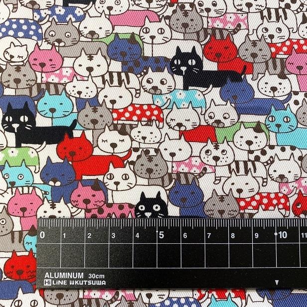 ツイル生地 下町のにゃんこ 密です！ 密集ネコ 猫 猫柄 にゃんこ柄