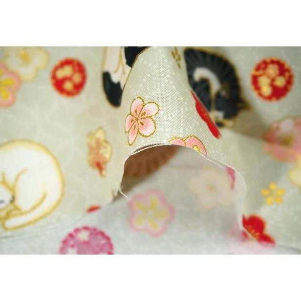 シーチング 生地 キルトゲイト 金ラメ加工 和柄 丸まった 眠り猫 百花