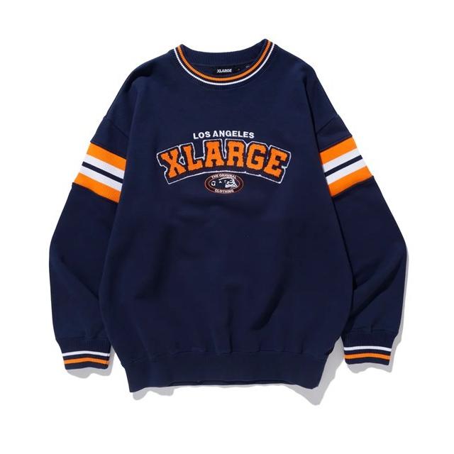 エクストララージ XLARGE STRIPED SLEEVE TEAM LOGO CREWNECK SWEAT
