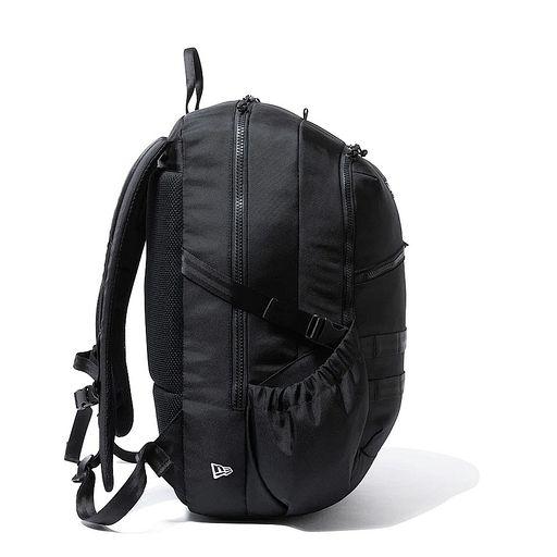 ニューエラ NEW ERA アーバンパック 33L プリントロゴ ブラック