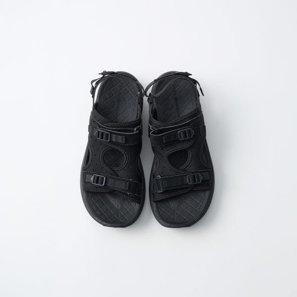 WHITE MOUNTAINEERING（ホワイトマウンテニアリング） White