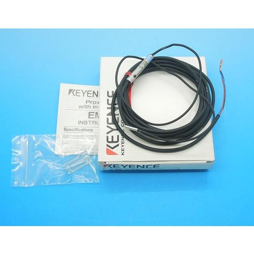 EM-030 アンプ中継型近接センサ キーエンス 未使用品 : FA機器の EM-030 アンプ中継型近接センサ キーエンス 未使用品 : FA機器の