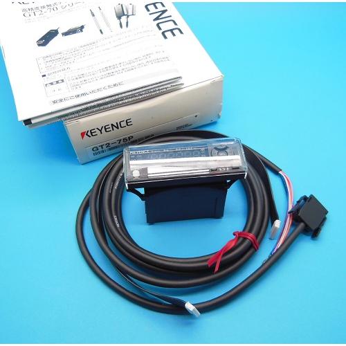 GT2-75P デジタルセンサアンプユニット キーエンス 未使用品 GT2-75P デジタルセンサアンプユニット キーエンス 未使用品