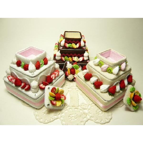 ちりめん細工 フルーツいっぱいの四角いデコレーションケーキ3段小物入れ ギフトボックス フェイクスイーツ なんでもいれちゃうハッピーデコレーション Hko Xm 121 てづくり 手芸 ファミリアミア 通販 Yahoo ショッピング