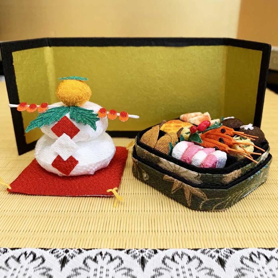 お正月飾り 和紙の金屏風 伝統の縁起物 和小物で華やかに新春を祝う