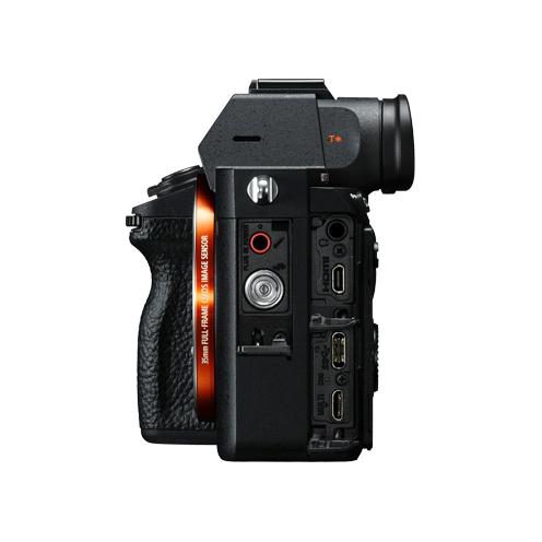 α（ソニー） 新品 SONY(ソニー) 「α7R III」 ILCE-7RM3A ボディ(レンズ