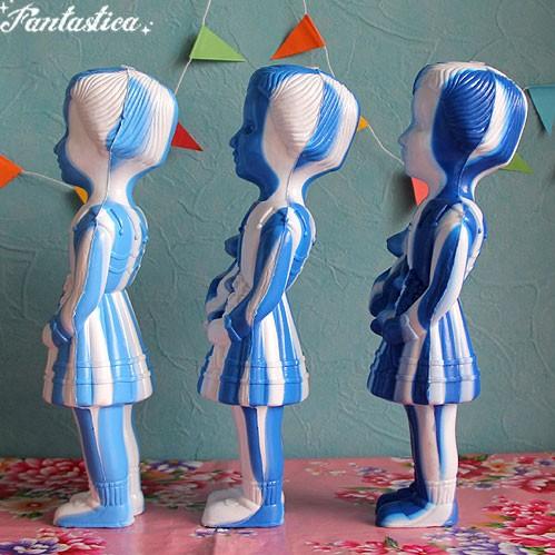 クロネットドール ホワイト＆ブルー・ストライプ−A White & Blue