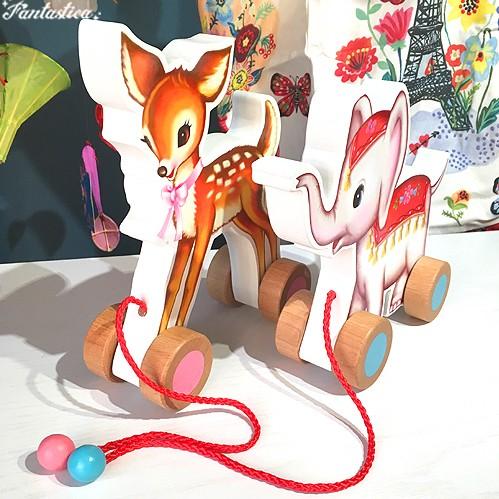 KITSCH KITCHEN キッチュキッチン プル アロング バンビ 子鹿の引き車