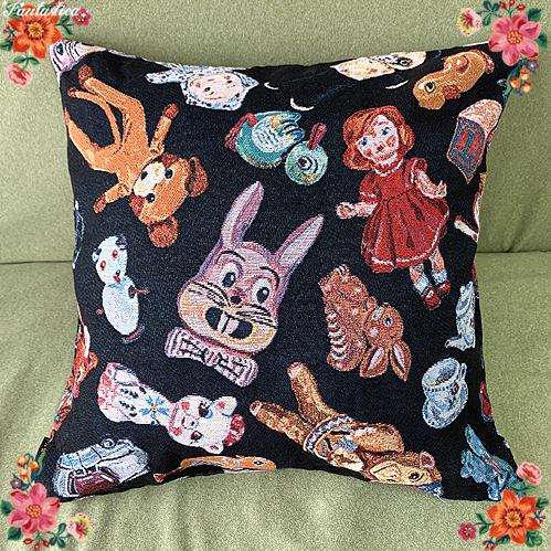 新品　ナタリーレテ　クッションカバー　45×45cm くま　クマ　熊　ゴブラン 新品 ナタリーレテ クッションカバー 45×45cm くま クマ 熊 ゴブラン