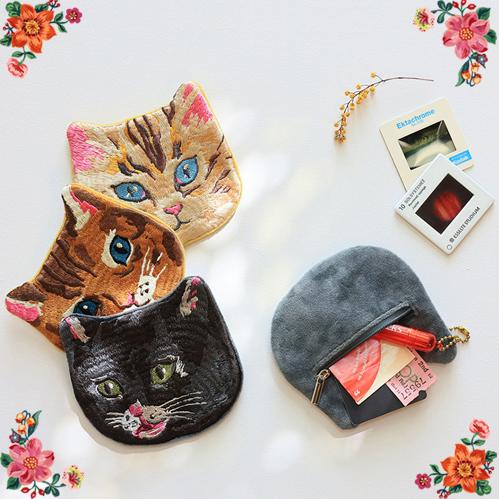 Nathalie Lete（ナタリーレテ） エンブロイダリー・フェイス・ポーチ