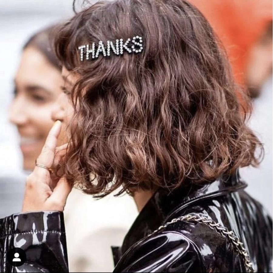 流行先取り☆ロンドンコレクションで人気沸騰！ラインストーン