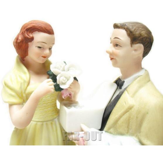 ノーマン・ロックウェル The First Prom プロムパーティーのカップル フィギュアリン 1979年 アメリカンファミリーの画像