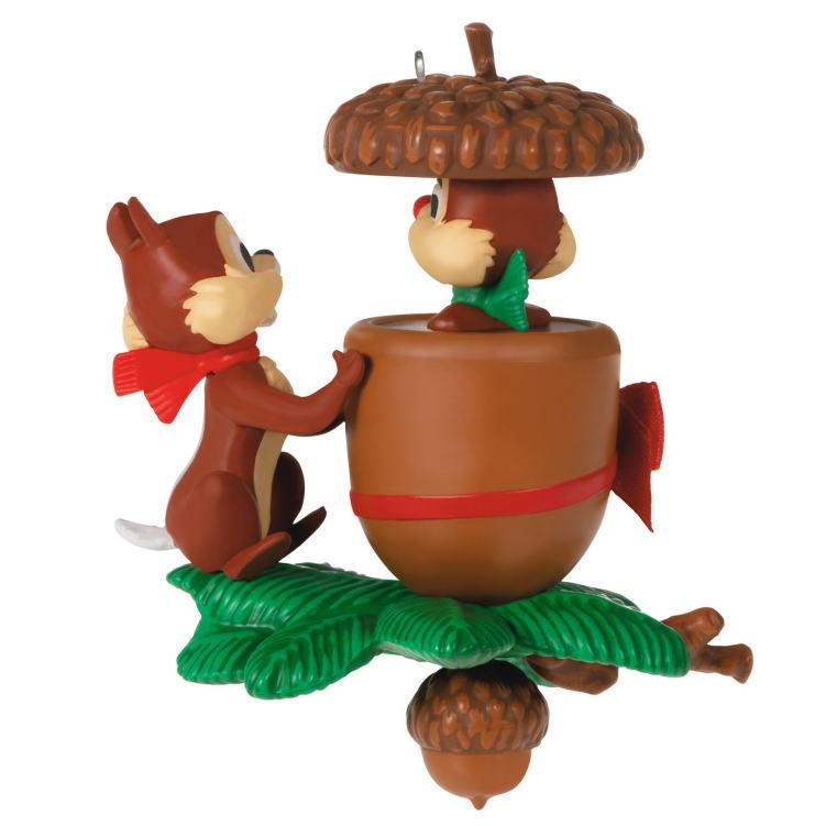 ホールマーク 21 オーナメント チップとデール リスの食糧難 どんぐり Chip Dale In A Nutshell チップ デール 491 0010 Far Out 通販 Yahoo ショッピング