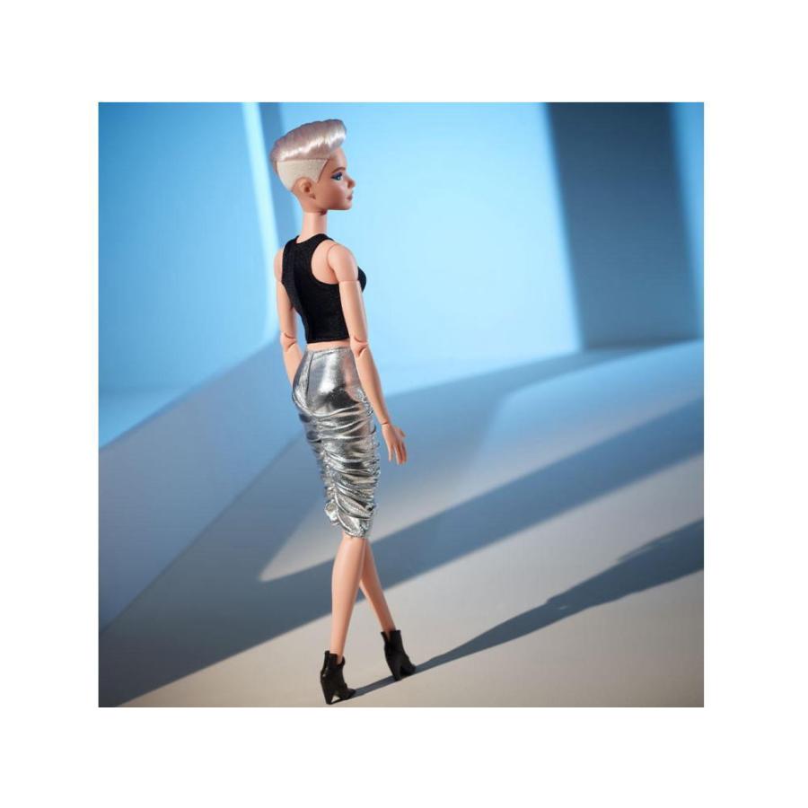 バービールック ブロンド ショートシェイブカット ポーザブル ドール