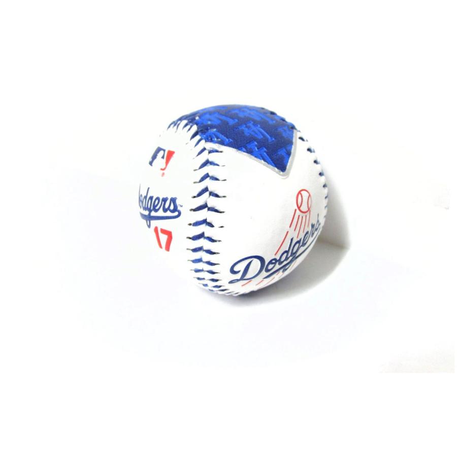 大谷翔平 LA ドジャース 青と白 野球ボール 青の縫糸 背番号17 大谷翔平 LA ドジャース 青と白 野球ボール 青の縫糸 背番号17