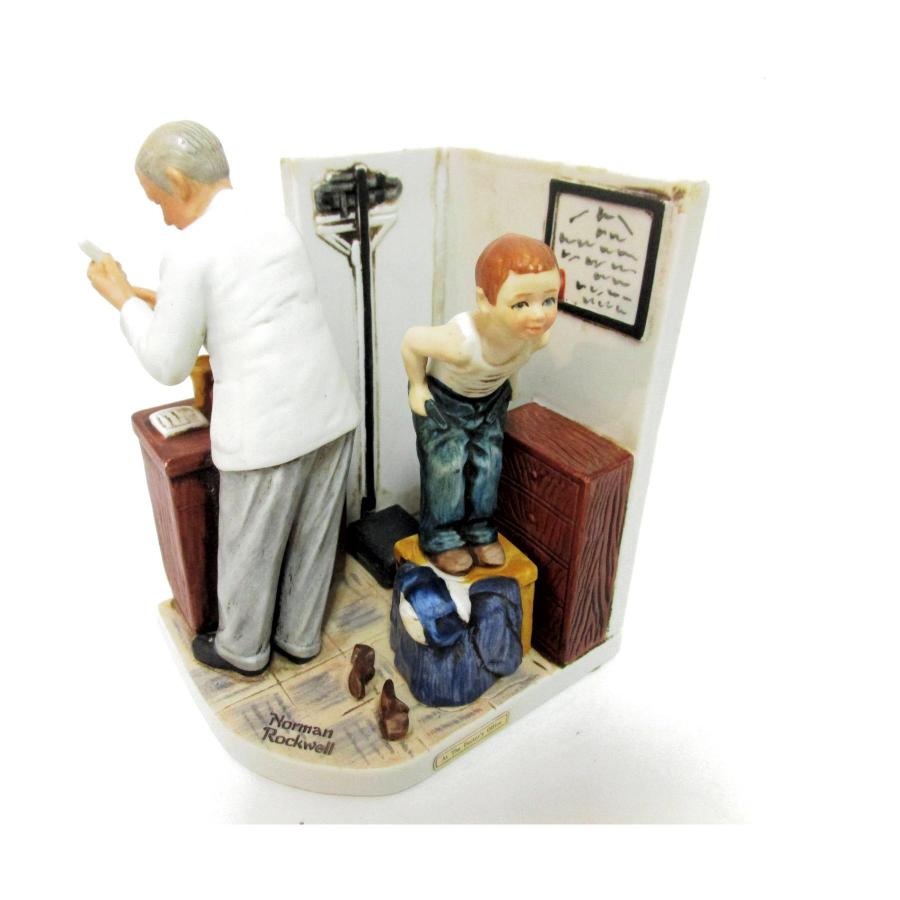 ノーマン・ロックウェル At The Doctor's Office ドクターとお尻を出す