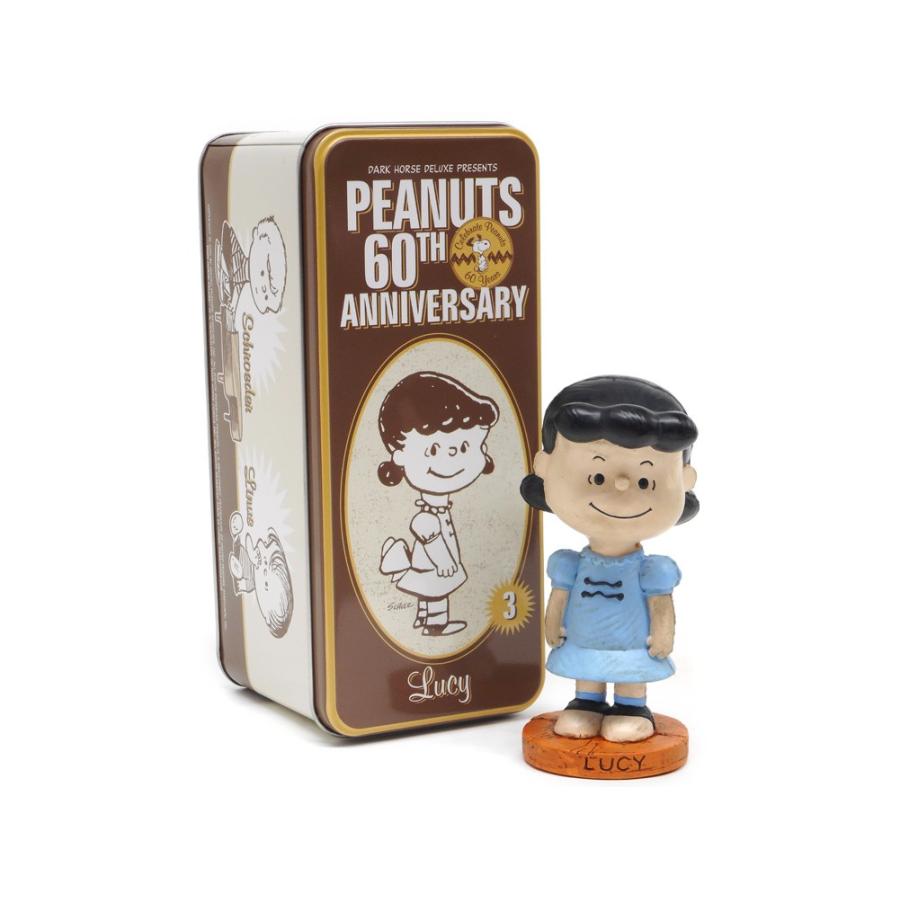 ピーナッツ 60周年記念 フィギュア 4点セット Tin缶入り ピーナッツ 60周年記念 フィギュア 4点セット Tin缶入り