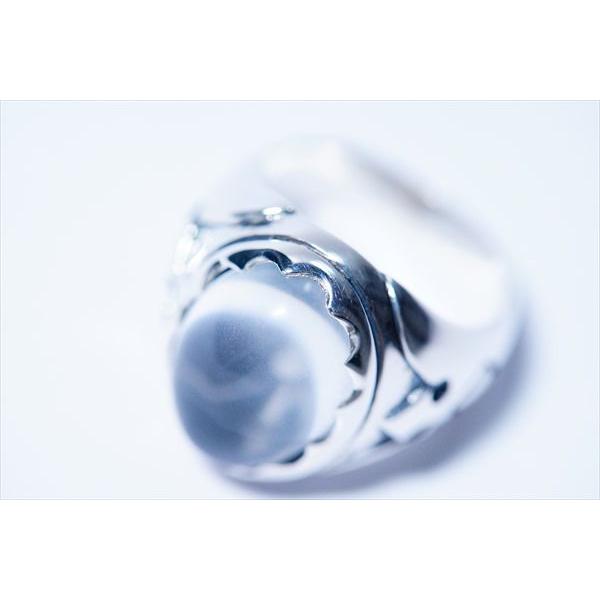 大粒 水晶 オーバル型水晶(クォーツ)装飾＆埋め込み型クロス(十字架