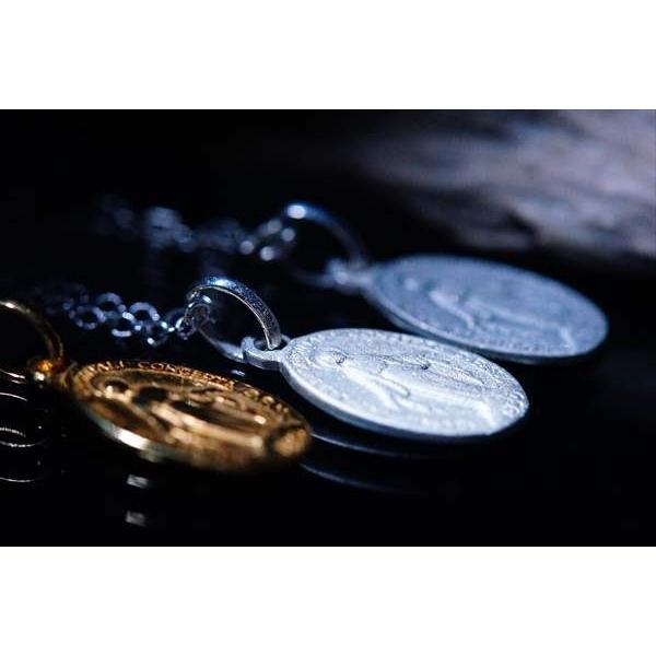 ミニサイズ 楕円 マリア様 奇跡 不思議のメダイ 聖母マリア レリーフ