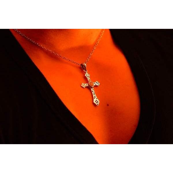 シルバーアクセサリー 天然石 ローズクォーツ クロス 十字架 桜 花