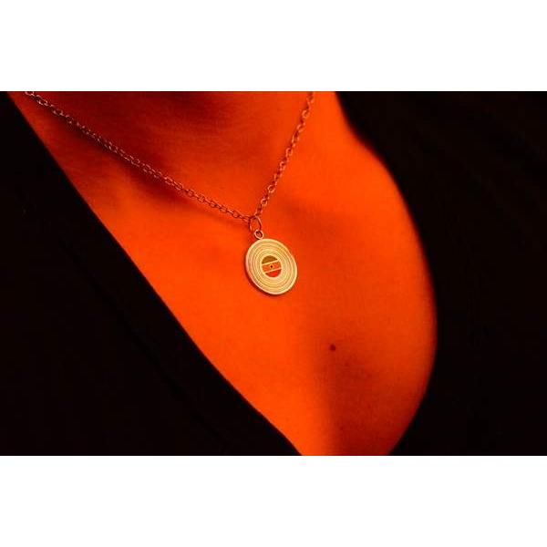 シルバーアクセサリー ラスタカラー レゲエ レコード プレート メンズ