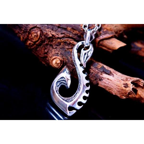 フィッシュフック 釣り針 白鳥 スワン型 ノコギリの刃デザイン