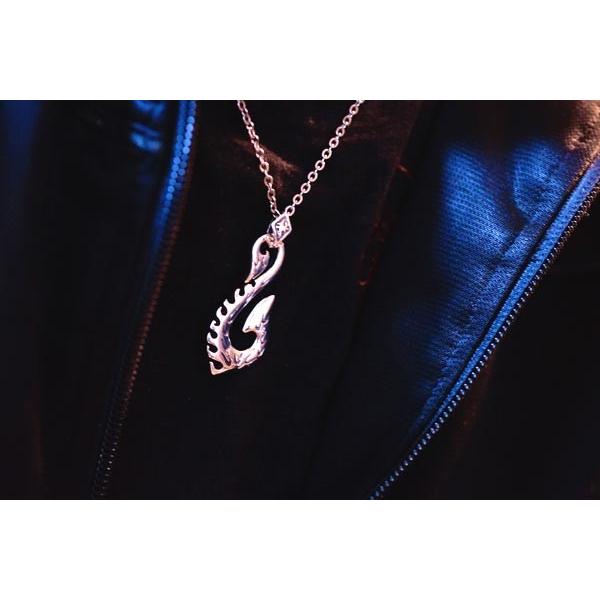 フィッシュフック 釣り針 白鳥 スワン型 ノコギリの刃デザイン