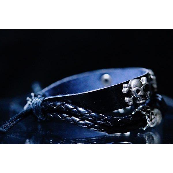 2連三つ編みS字＆打ち出しバレル(樽)パーツアレンジ パイレーツスカル