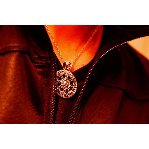 エスニック風 アラベスク ツタ柄 太陽の模様 サンシャイン メンズ