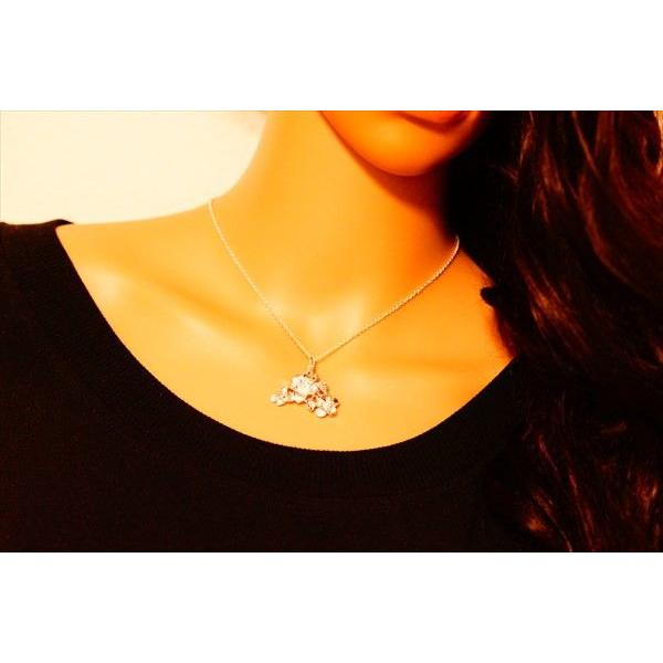 新品】トロピカルモチーフ ネックレス