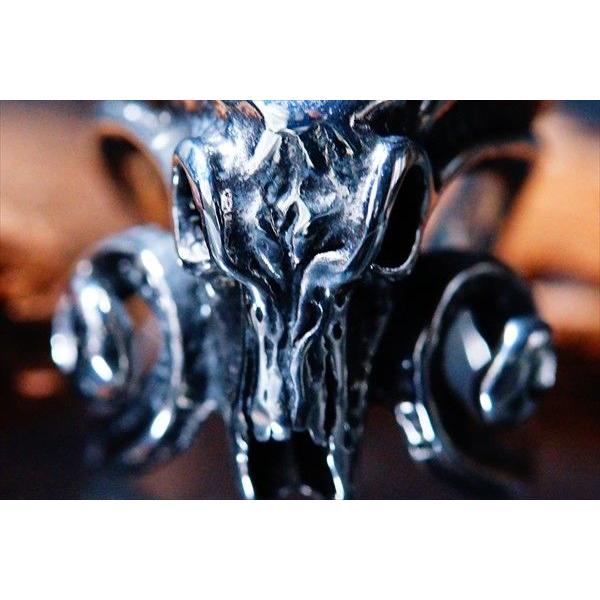 サタン(悪魔)モチーフ バッファロースカル(水牛の骸骨)デザイン ダブル