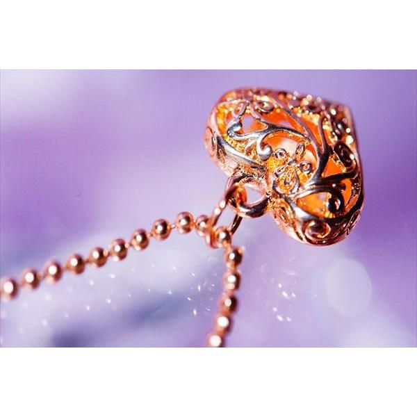 ネックレス 天然 オレンジ翡翠 花 彫刻 透かし彫り ジェダイト C17 ネックレス 天然 オレンジ翡翠 花 彫刻 透かし彫り ジェダイト C17