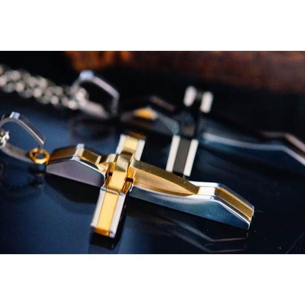 ルード系クロス(十字架) 2カラーパーツ立体型ジオメトリック(幾何学