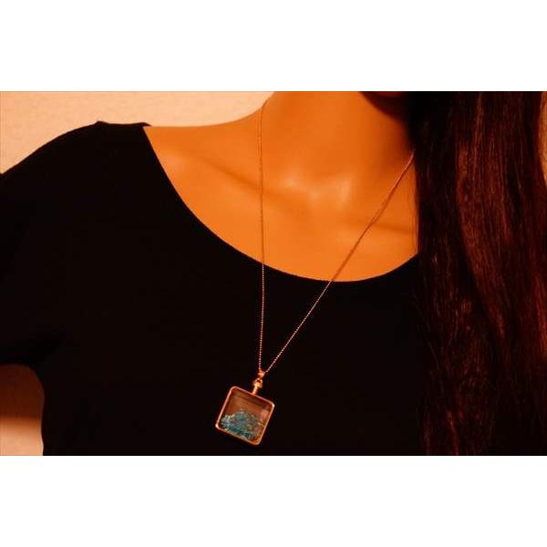 ドライフラワー(アジサイ/紫陽花)入り・香水ボトル アトマイザー風