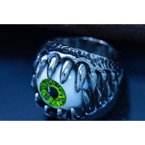 目 アイ 目玉 イエローグリーン サメ シャーク 歯 牙 樹脂コーティング