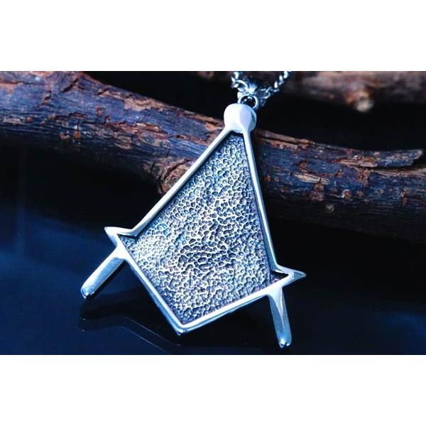 秘密結社フリーメイソン シンボルマークデザイン イエローキャットアイ