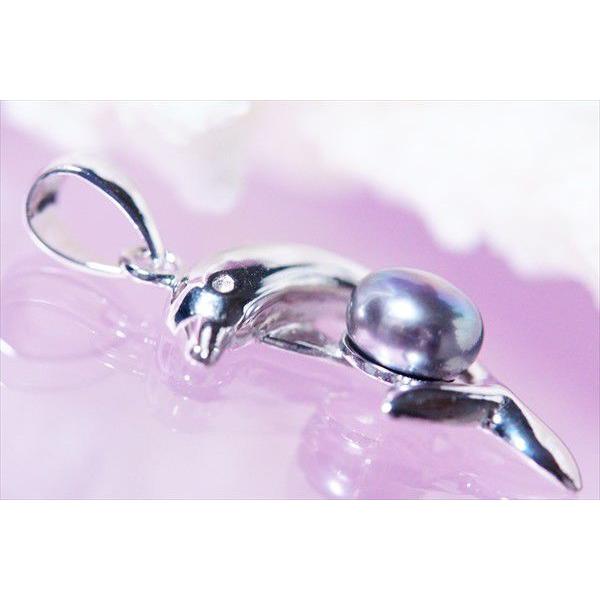 ハワイアンジュエリー ブラックパール(黒蝶真珠)装飾 ジャンピング