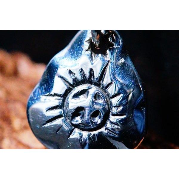 Indian Jewelry イーグル(鷲)&サン(太陽) ロックカットプレート 裏面