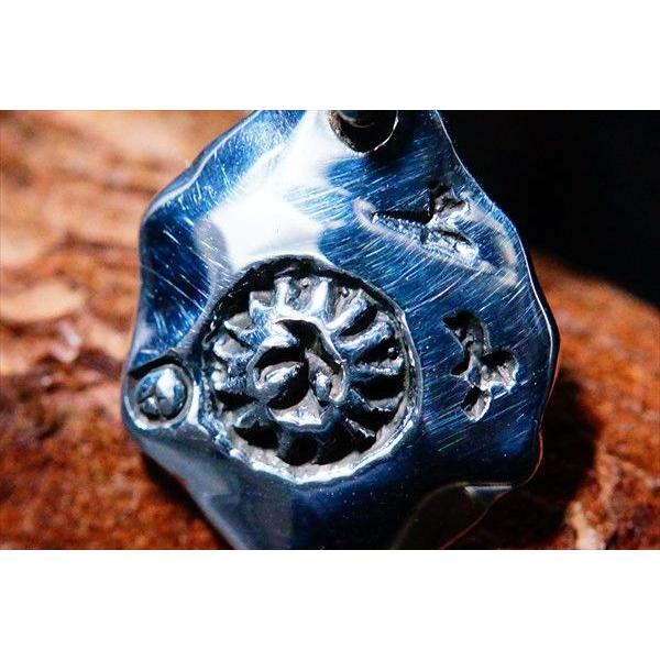 Indian Jewelry イーグル(鷲)4ポイント彫り&サン(太陽)レリーフ装飾