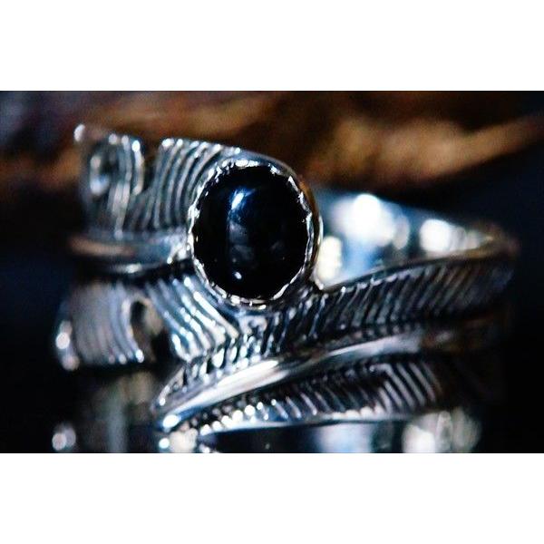 Indian Jewelry フェザー(羽)モチーフ ラウンドデザイン オニキスワン