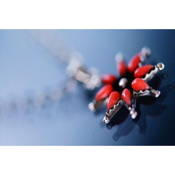 Indian Jewelry フラワー(花)デザイン レッドコーラル(珊瑚)ニードル