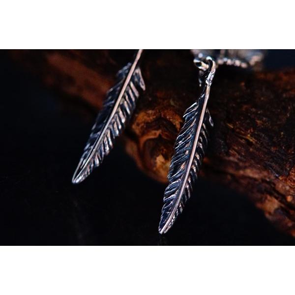 Indian Jewelry 天然石 ターコイズ装飾 フラワー(花)&フェザー(羽