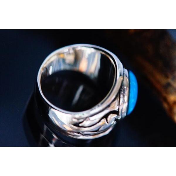Indian Jewelry オーバルカボションカット ターコイズ装飾 ツタ Indian Jewelry オーバルカボションカット ターコイズ装飾 ツタ